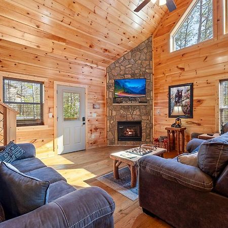Bobcat Den By Eden Crest Villa Gatlinburg Exterior photo