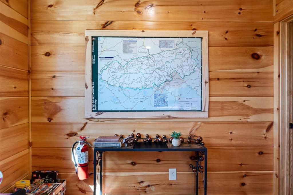 Bobcat Den By Eden Crest Villa Gatlinburg Exterior photo