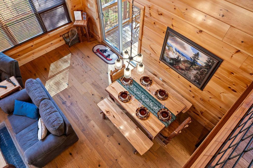 Bobcat Den By Eden Crest Villa Gatlinburg Exterior photo
